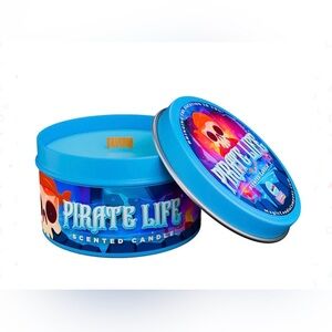 Disney Inspired Pirates of the Caribbean Ride. NWOT.